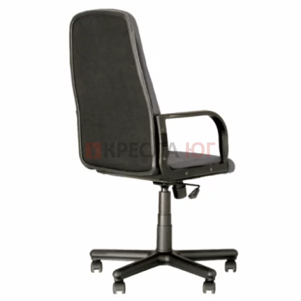 Офисное кресло Дипломат